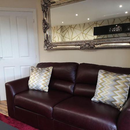 Nightingale Gardens - 4 Bed Detached House - Manchester Apartment Bagian luar foto