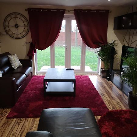 Nightingale Gardens - 4 Bed Detached House - Manchester Apartment Bagian luar foto