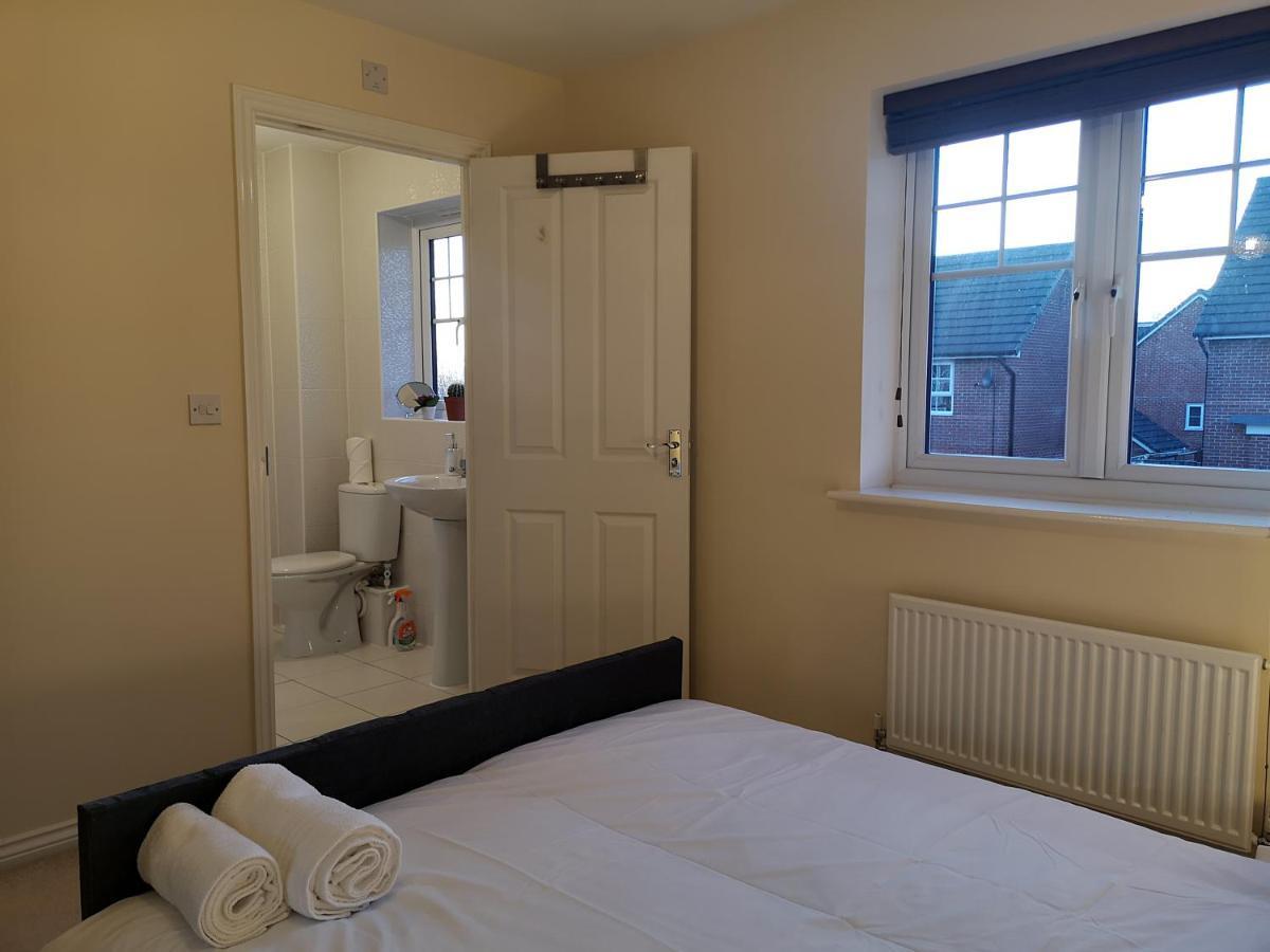 Nightingale Gardens - 4 Bed Detached House - Manchester Apartment Bagian luar foto