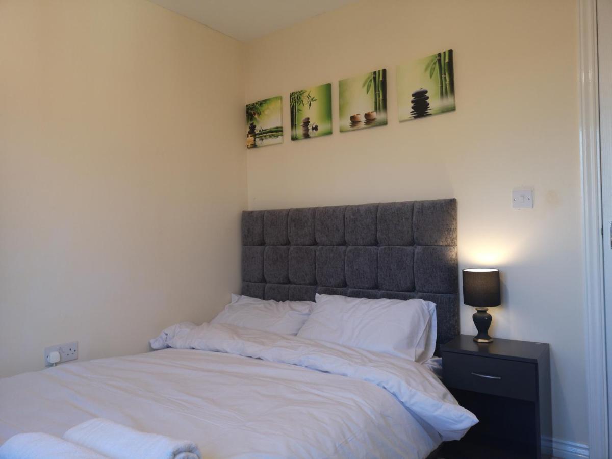 Nightingale Gardens - 4 Bed Detached House - Manchester Apartment Bagian luar foto